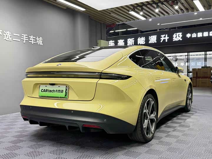 Фото 14 - Nio ET5