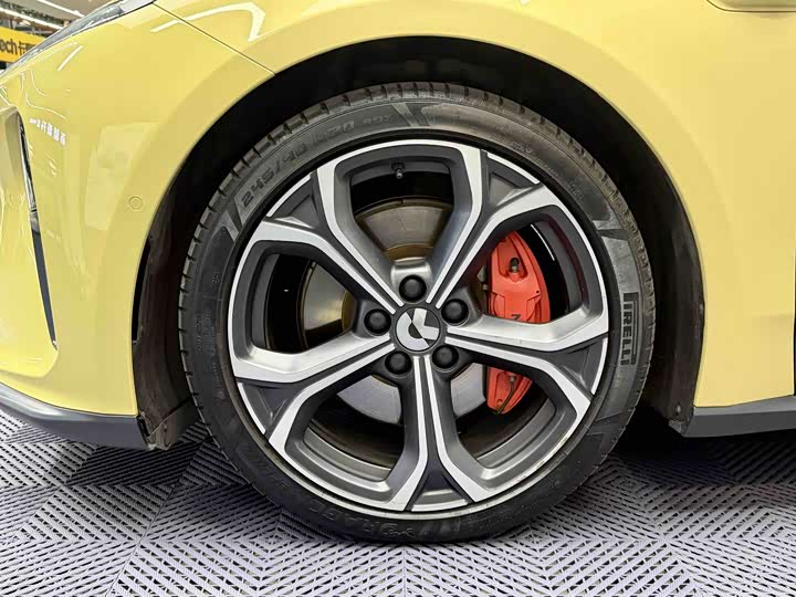 Фото 9 - Nio ET5