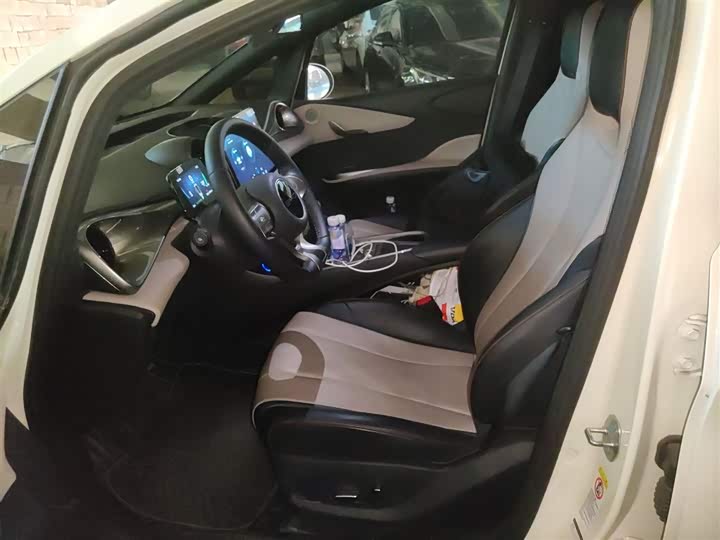 Фото 15 - BYD Dolphin