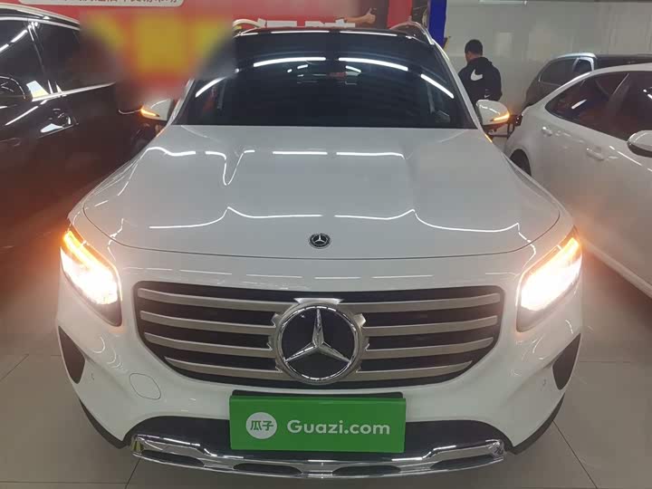 Фото 3 - Mercedes-Benz GLB-Class