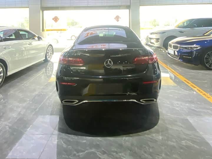 Фото 6 - Mercedes-Benz E-Class