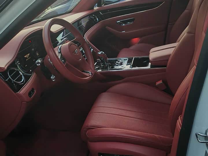 Фото 3 - Bentley Flying Spur