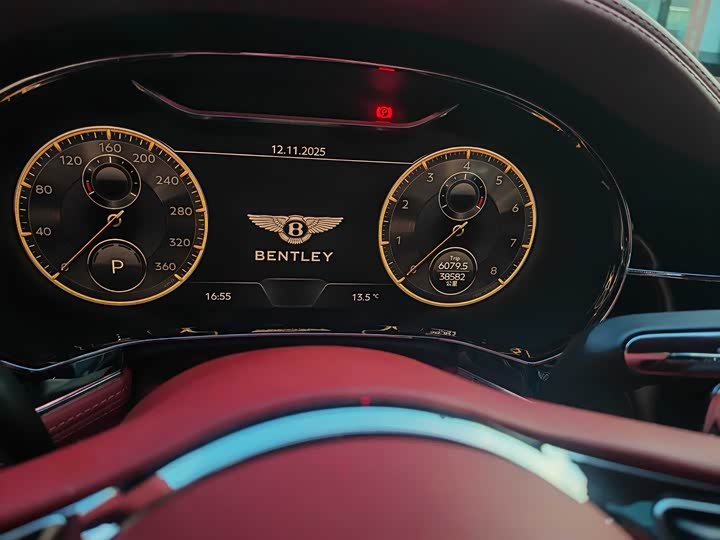 Фото 6 - Bentley Flying Spur