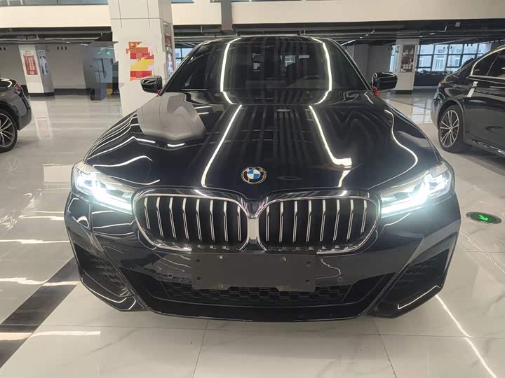 Фото 3 - BMW 5 Series