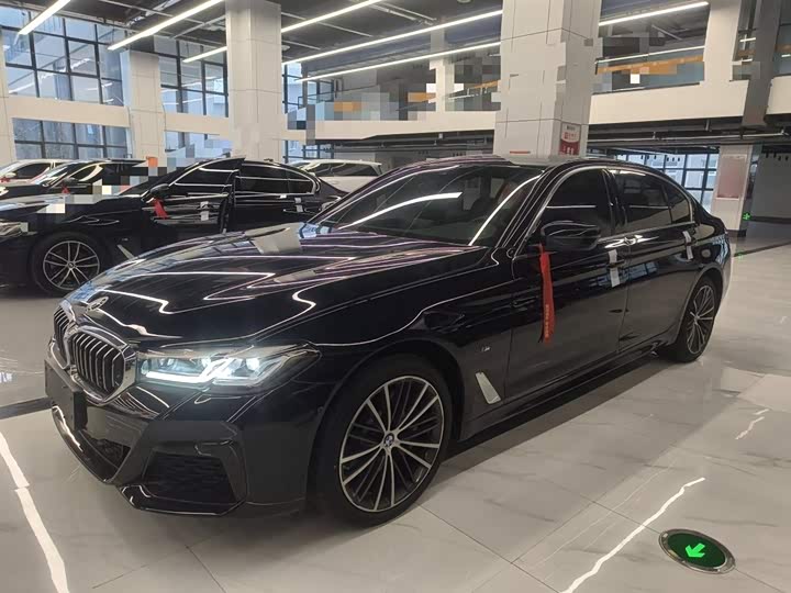 Фото 5 - BMW 5 Series