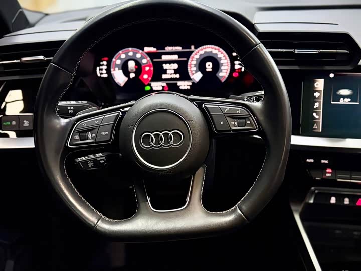 Фото 21 - Audi A3