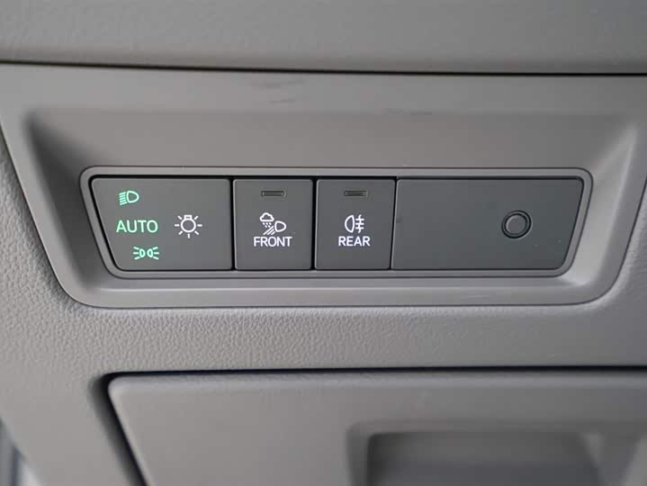 Фото 7 - Volkswagen Touareg