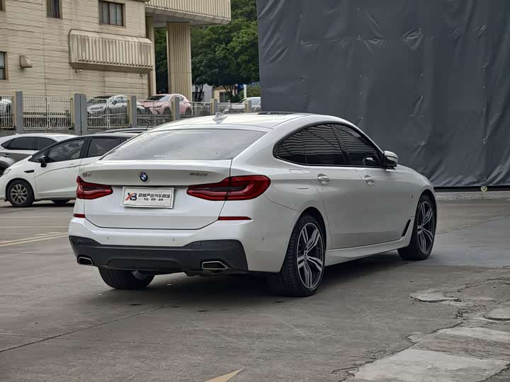 Фото 4 - BMW 6 Series GT