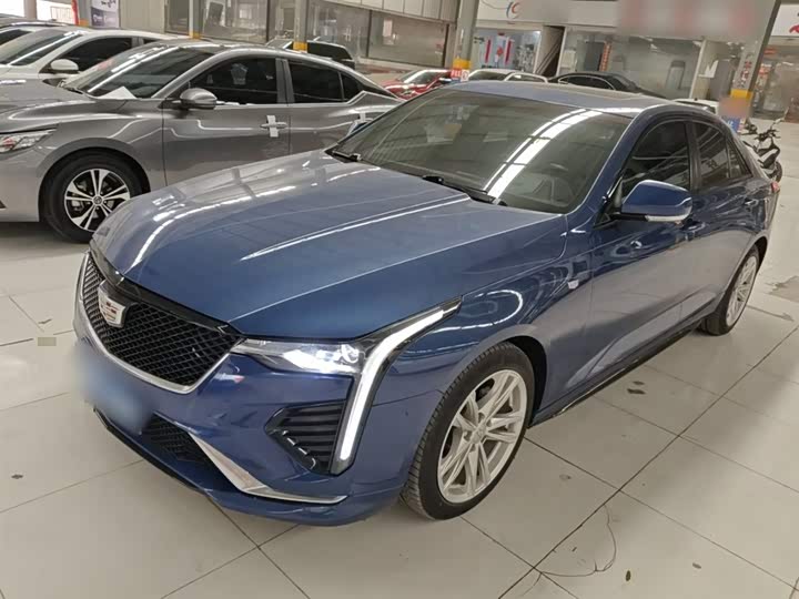 Фото 1 - Cadillac CT4