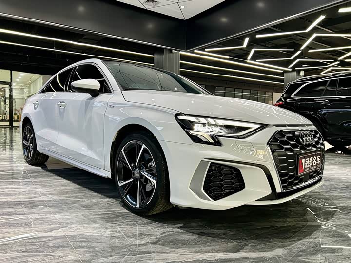 Фото 3 - Audi A3