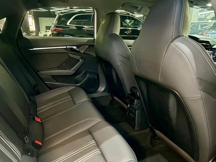 Фото 33 - Audi A3