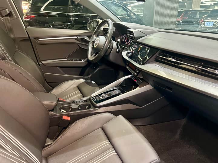 Фото 34 - Audi A3