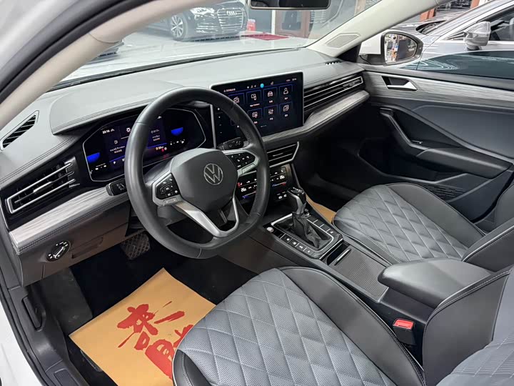 Фото 4 - Volkswagen Sagitar L