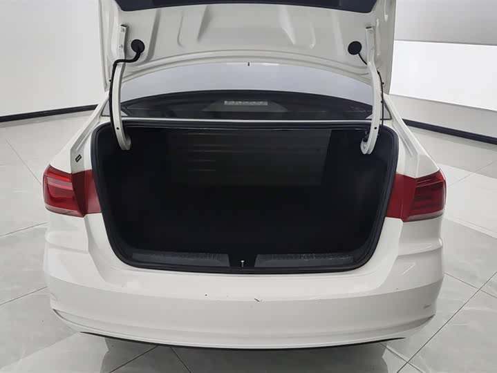 Фото 4 - Volkswagen Santana