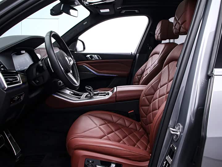 Фото 12 - BMW X5