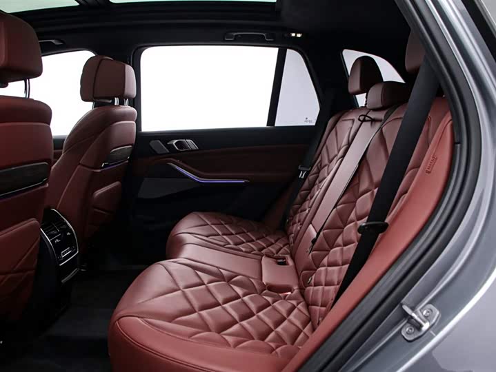 Фото 14 - BMW X5