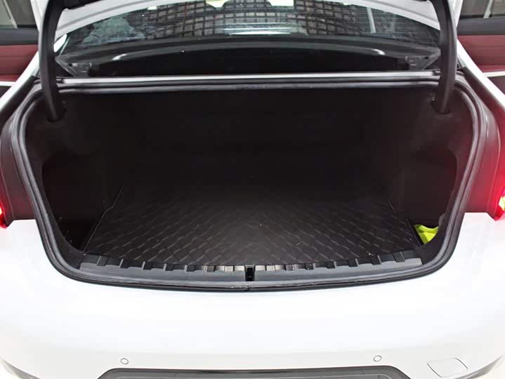 Фото 13 - BMW 3 Series