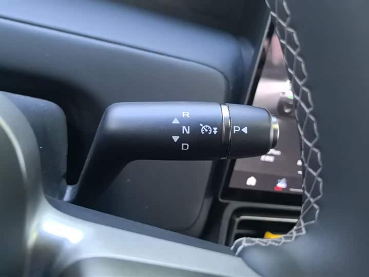 Фото 16 - Chery iCar V23