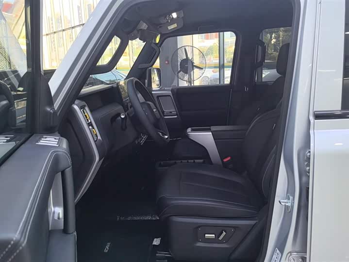 Фото 9 - Chery iCar V23