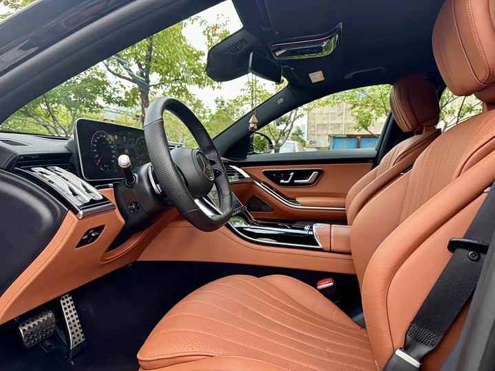 Фото 9 - Mercedes-Benz S-Class