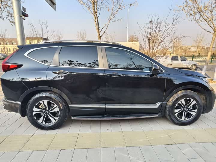 Фото 14 - Honda CR-V