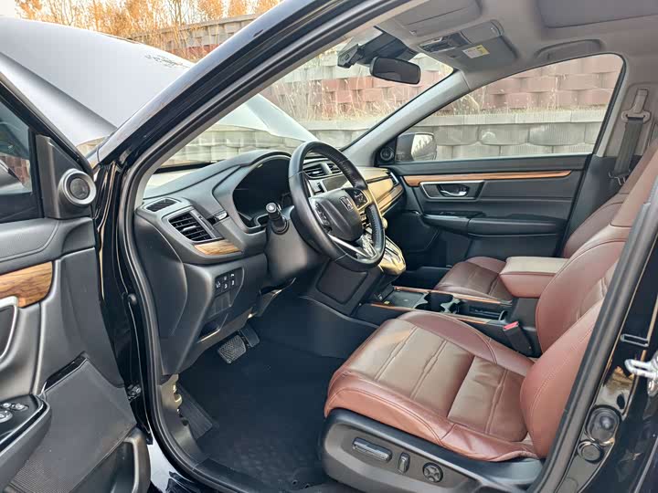 Фото 7 - Honda CR-V