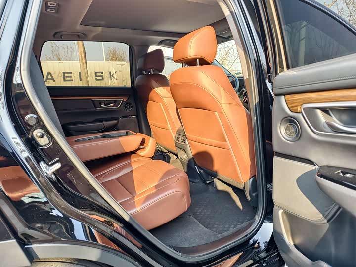 Фото 9 - Honda CR-V