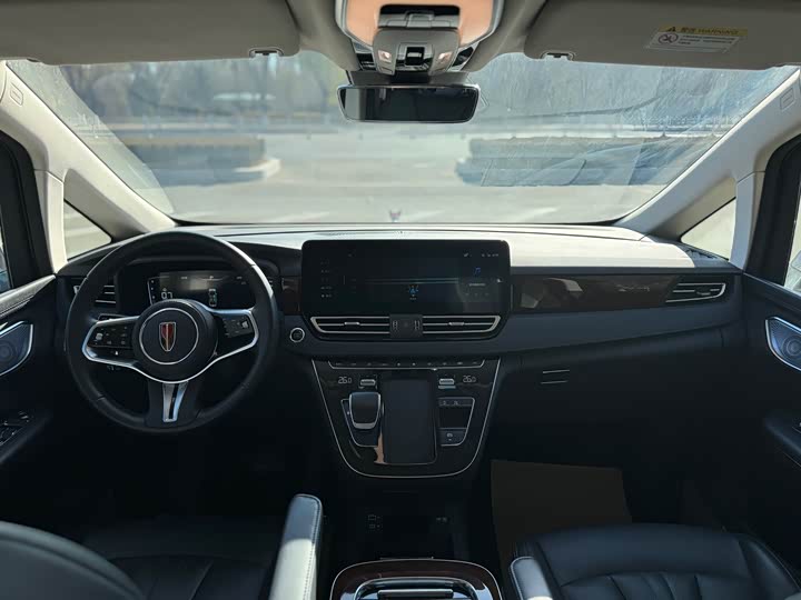 Фото 10 - Hongqi HQ9