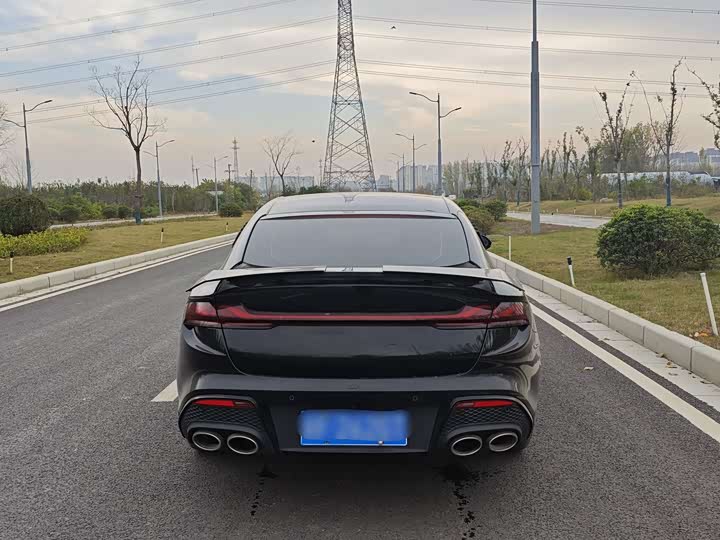 Фото 10 - MG Motor 7