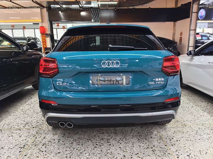 Фото 16 - Audi Q2L