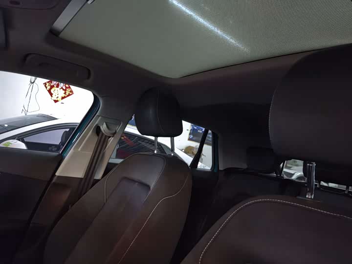 Фото 9 - Audi Q2L