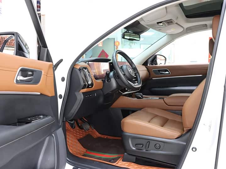 Фото 10 - Nissan Pathfinder