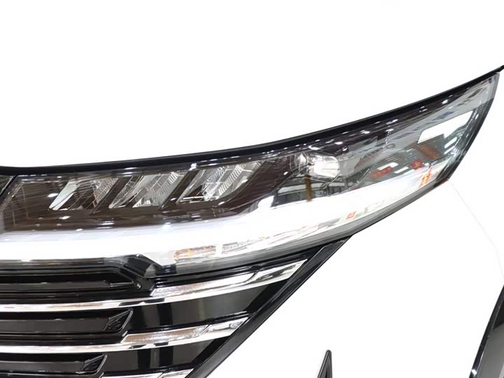 Фото 7 - Nissan Pathfinder