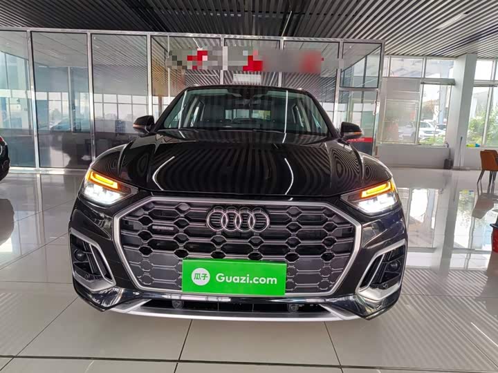 Фото 3 - Audi Q5L