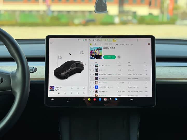 Фото 11 - Tesla Model Y