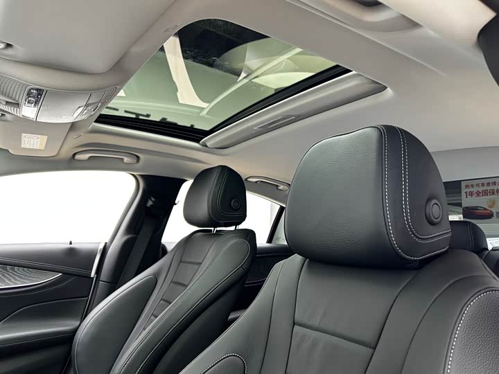 Фото 13 - Mercedes-Benz CLS-Class