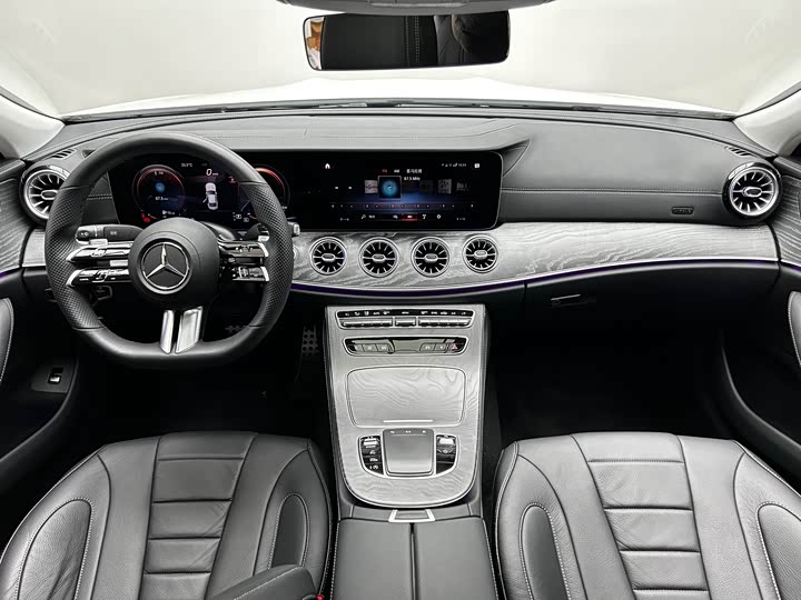 Фото 18 - Mercedes-Benz CLS-Class