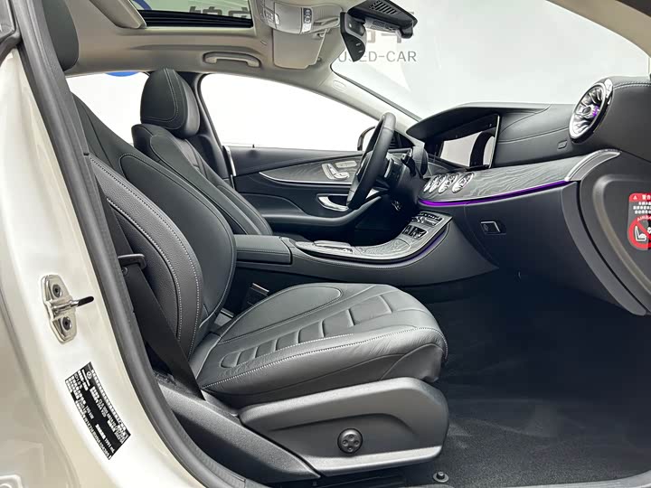 Фото 20 - Mercedes-Benz CLS-Class