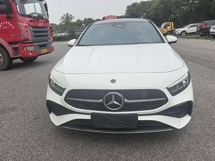 Фото 2 - Mercedes-Benz A-Class