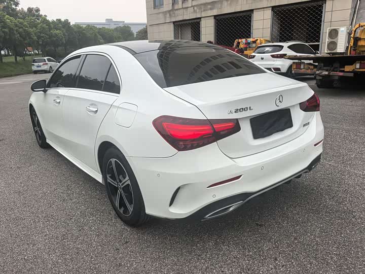 Фото 6 - Mercedes-Benz A-Class