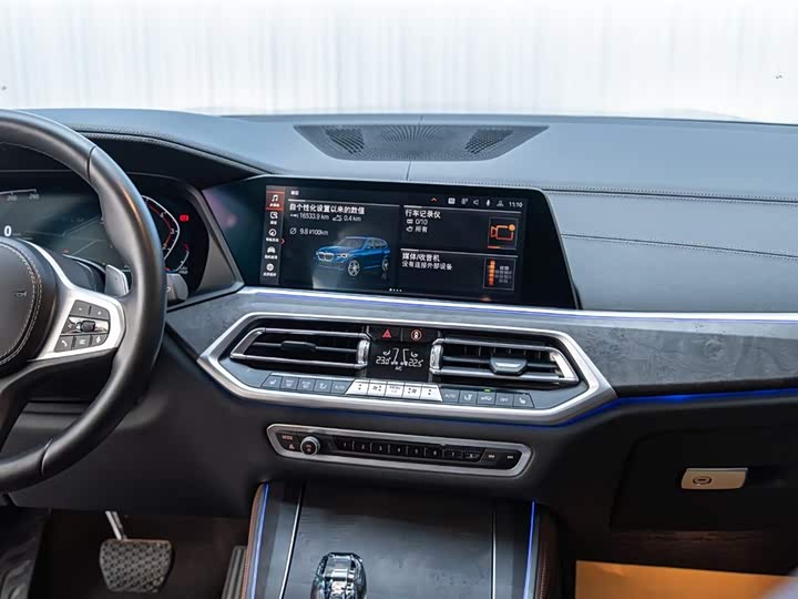 Фото 13 - BMW X5