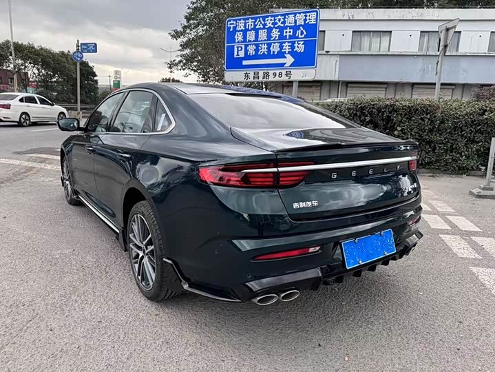 Фото 12 - Geely Preface