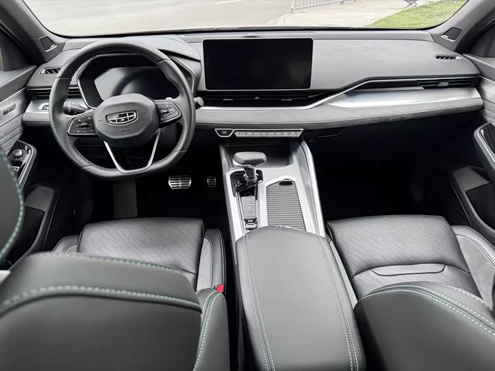 Фото 9 - Geely Preface