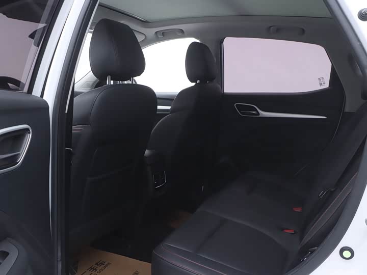 Фото 10 - MG Motor ZS