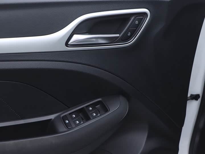 Фото 6 - MG Motor ZS