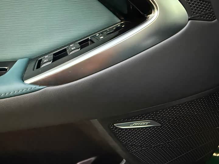 Фото 11 - MG Motor 7