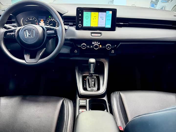 Фото 16 - Honda Vezel