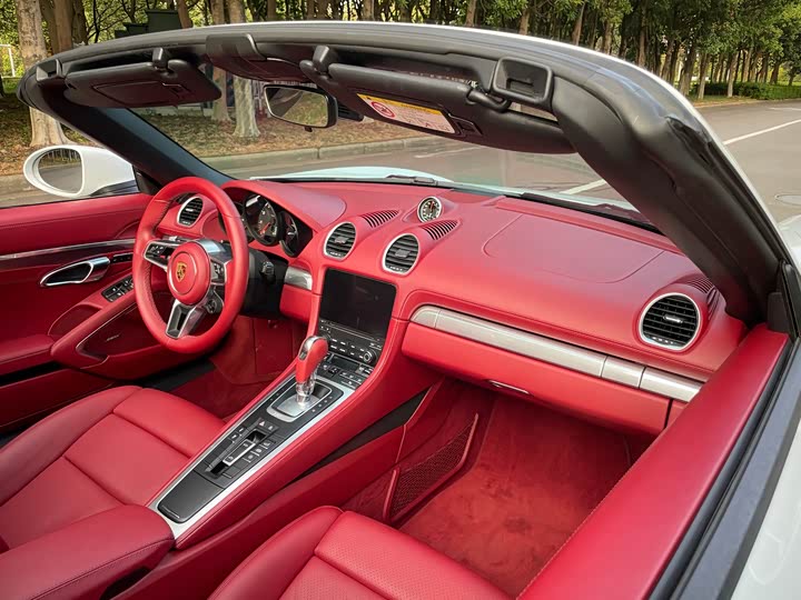 Фото 16 - Porsche 718