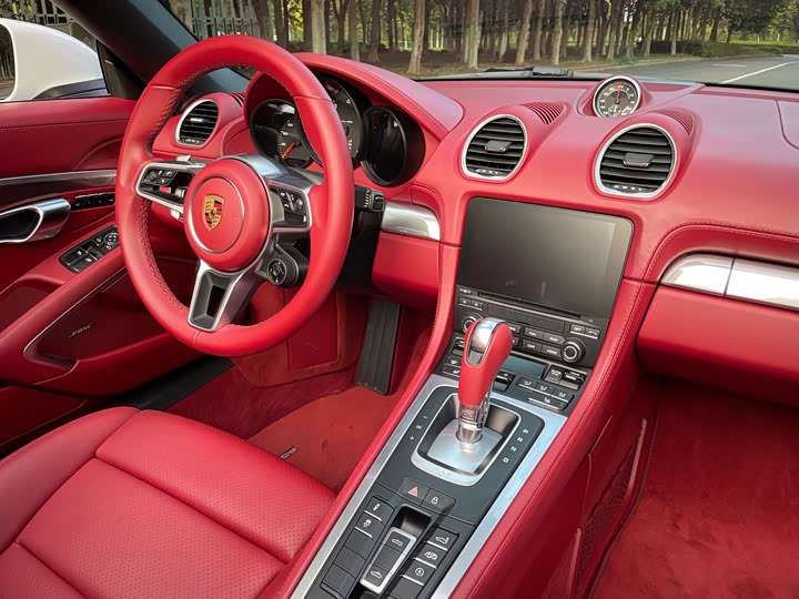 Фото 18 - Porsche 718