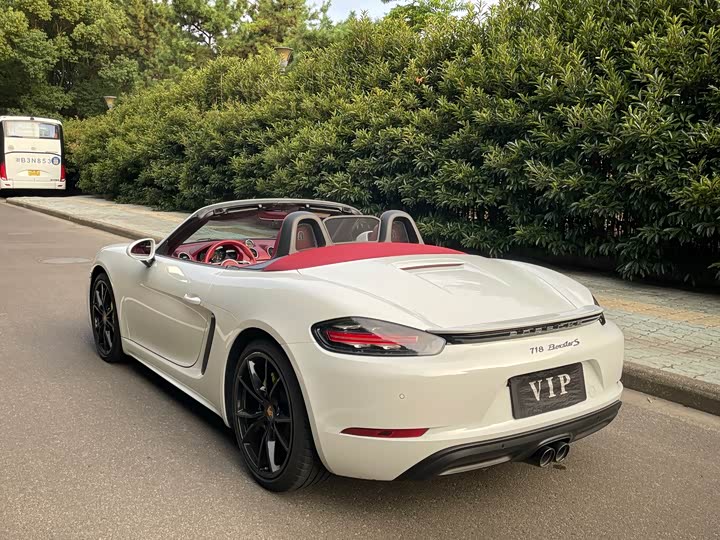 Фото 28 - Porsche 718